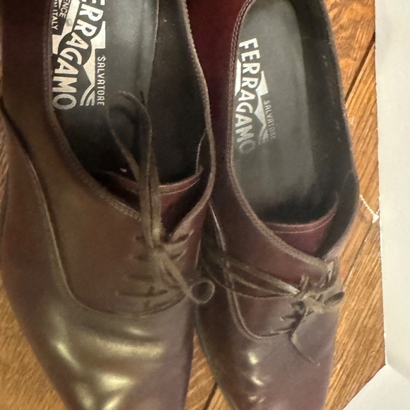 SALVATORE FERRAGAMO DANIEL BURNISHED BROWN LEATHER LACE UP DERBY OXFORDS main image 4